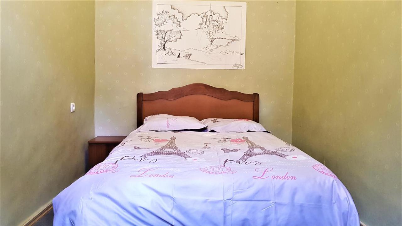 Backpackers Hostel Тбилиси Экстерьер фото