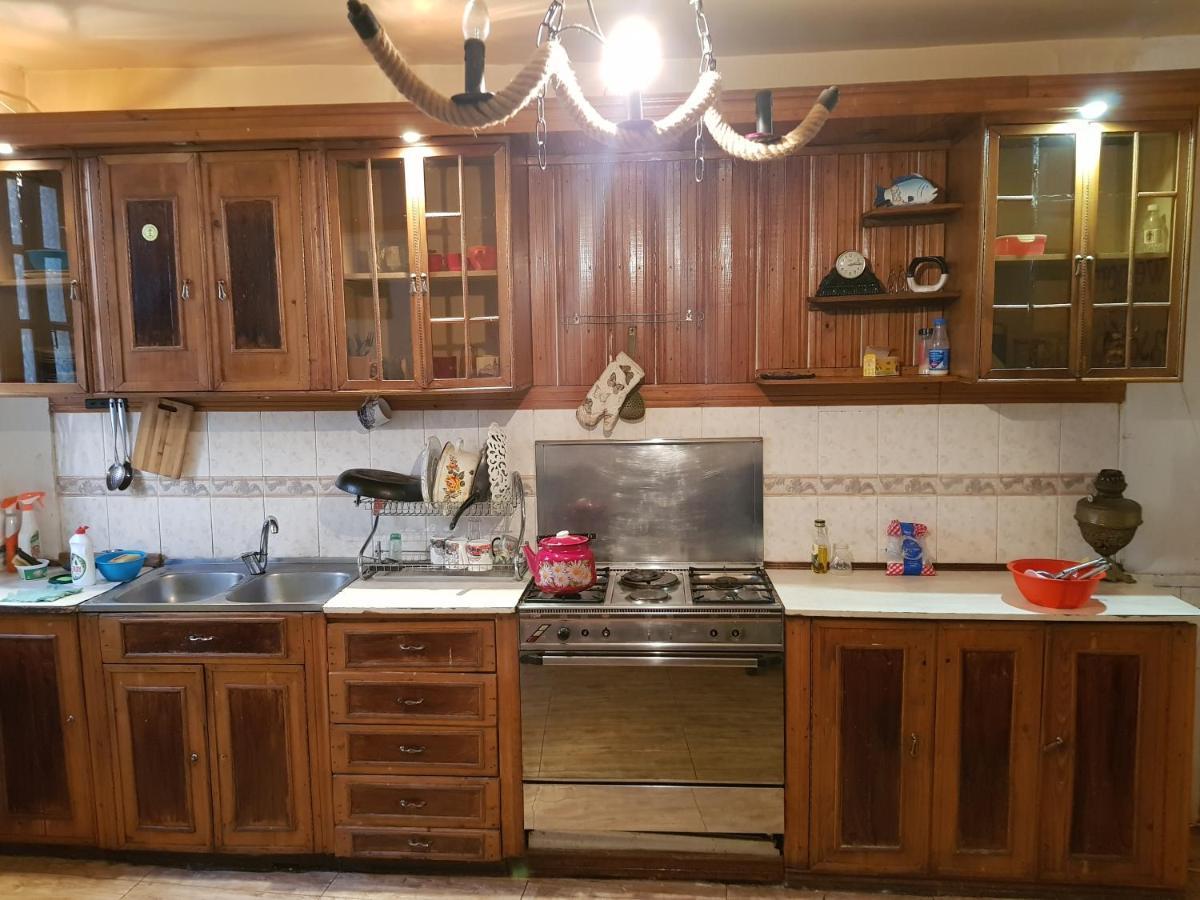 Backpackers Hostel Тбилиси Экстерьер фото