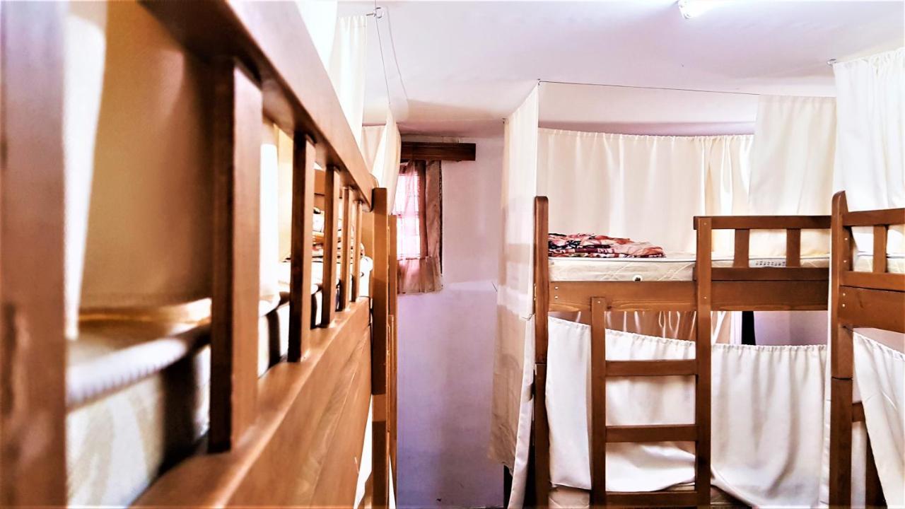 Backpackers Hostel Тбилиси Экстерьер фото