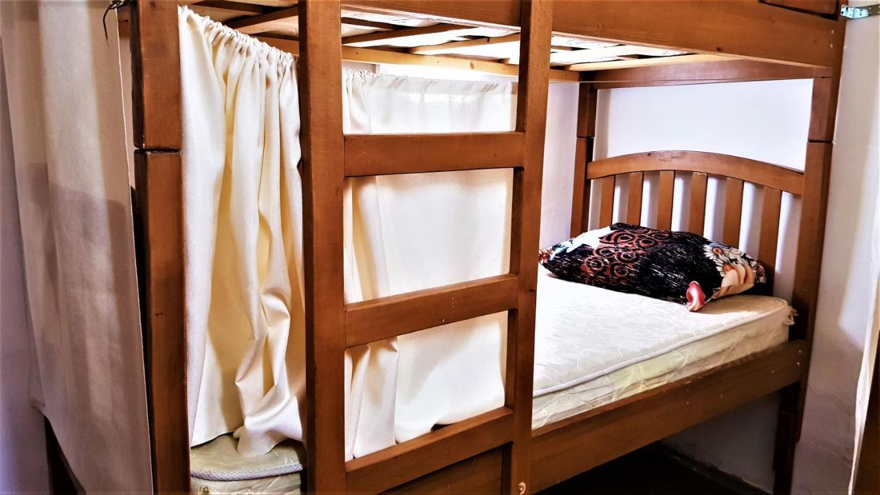 Backpackers Hostel Тбилиси Экстерьер фото